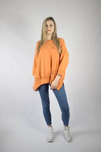 Pomarańczowa bluzka oversize