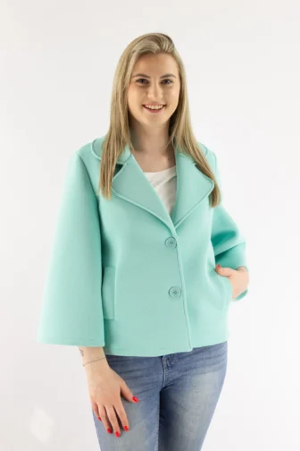 Krótki płaszczyk z szerokim rękawem miętowy